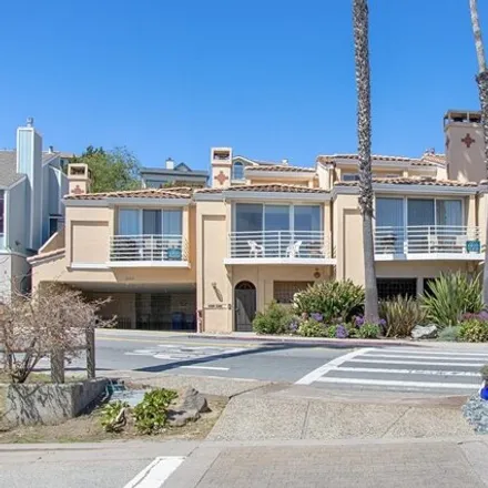 Buy this 2 bed condo on Harbor Lights Motel in 5000 Cliff Drive, Capitola