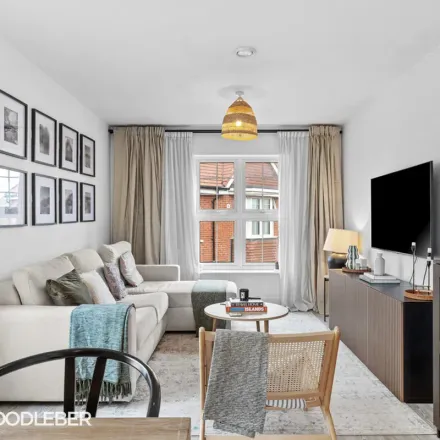 Image 9 - 7 Century Road, Hoddesdon, EN11 8JJ, United Kingdom - Apartment for rent