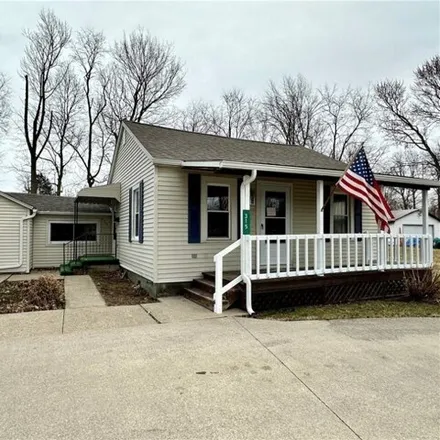 Buy this 2 bed house on 321 Henry Street in Amherst, OH 44001