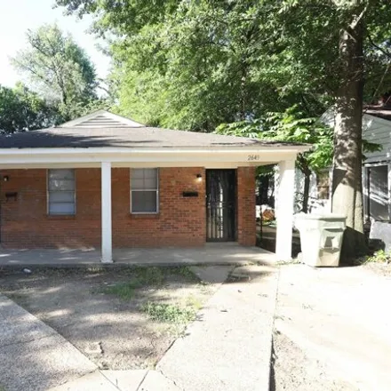 Buy this 4 bed house on Superior Industrial Supply in 2675 Whitman Avenue, Memphis