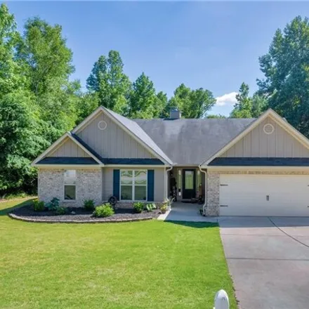 Buy this 4 bed house on 171 Coopers Hawk Lane in Jefferson, GA 30549