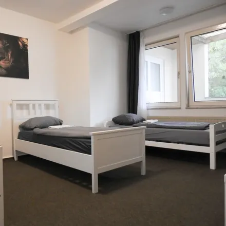 Rent this 9 bed apartment on Kapitän-Dallmann-Straße 14 in 28779 Bremen, Germany