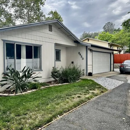 Buy this 3 bed house on 3420 Court Street in Redding, CA 96001