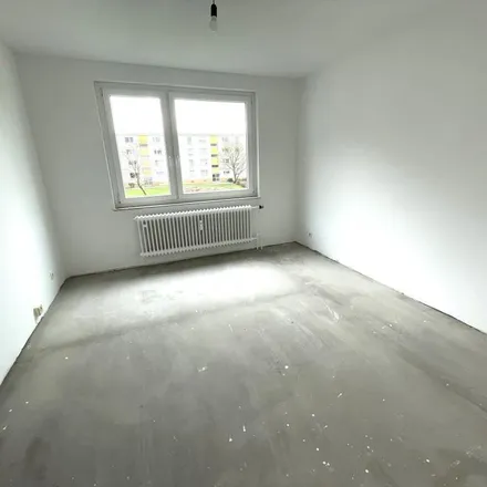 Rent this 3 bed apartment on Über dem Wechsel 3 in 38448 Wolfsburg, Germany