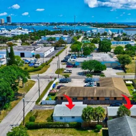 Image 5 - 133 West 17th Street, Riviera Beach, FL 33404, USA - House for sale