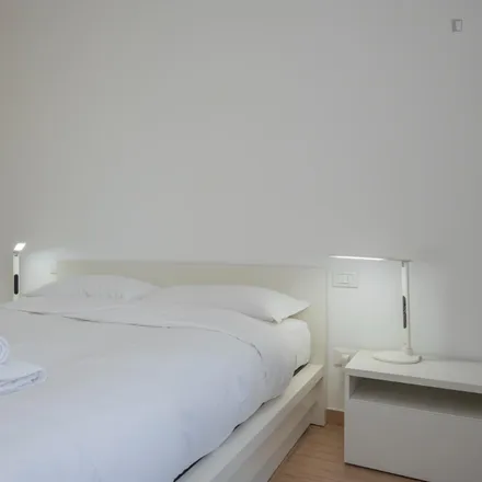 Image 3 - Primaticcio, Via Francesco Primaticcio, 20147 Milan MI, Italy - Apartment for rent