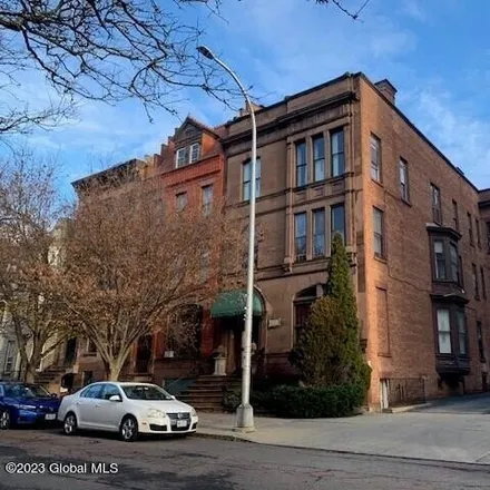 Buy this 1studio house on 281 State Street in City of Albany, NY 12210
