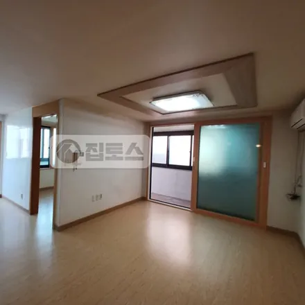 Rent this 2 bed apartment on 서울특별시 강남구 청담동 34-7