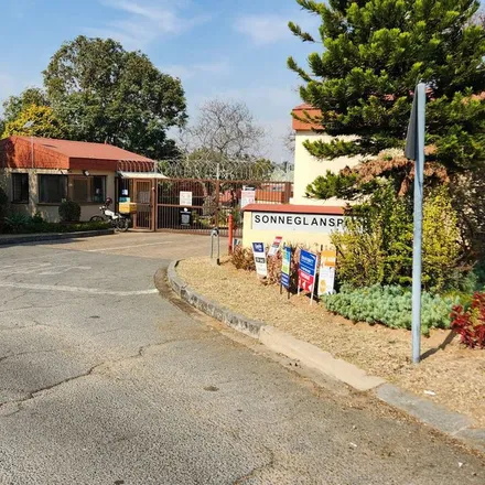 Image 6 - Malibongwe Drive, Sonneglans, Randburg, 2125, South Africa - Townhouse for rent