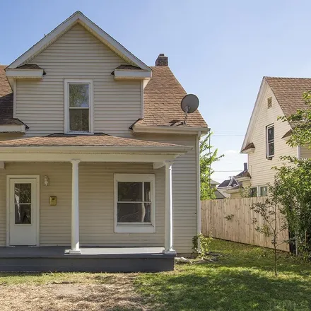 Buy this 3 bed house on 1126 East Broadway Street in South Bend, IN 46601