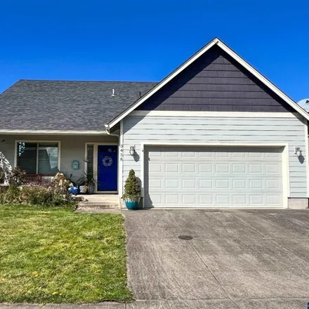 Buy this 4 bed house on 3452 Bald Eagle Drive in Lebanon, OR 97355
