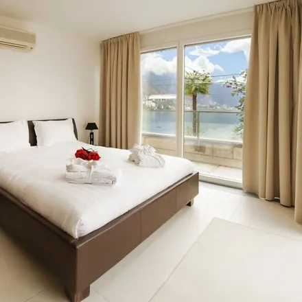 Rent this 1 bed apartment on Montreux in District de la Riviera-Pays-d’Enhaut, Switzerland