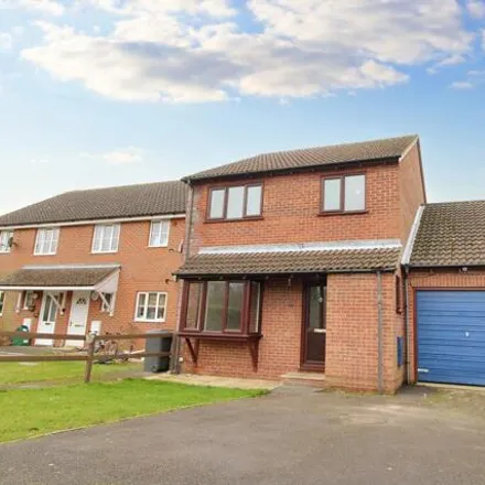 Buy this 4 bed house on 19 Burtons Hill in Kintbury, RG17 9XL