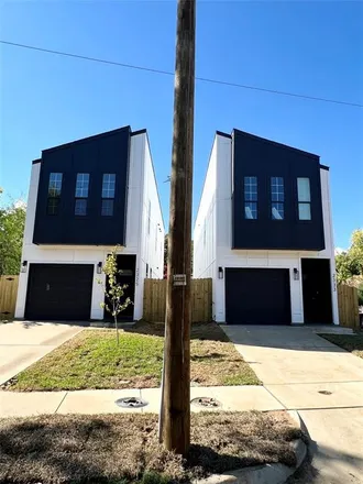 Buy this 3 bed house on 2215 Dyson Street in Dallas, TX 75215
