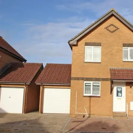 Buy this 3 bed house on 12 Copse End in Sandown, PO36 9PZ