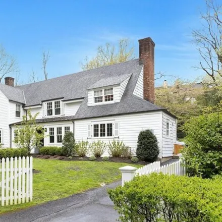 Image 3 - 8 Park Avenue, Greenwich, CT 06830, USA - House for sale