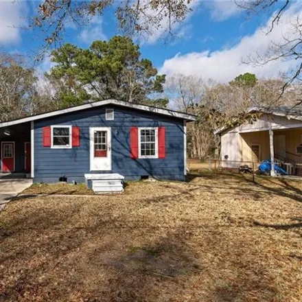 Buy this 3 bed house on 3513 Sherlawn Drive in Moss Point, MS 39567