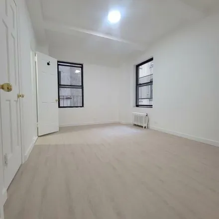 Rent this 1 bed apartment on 201 East 35th Street in New York, NY 10016