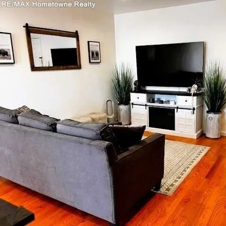 Rent this 1 bed condo on 201 12th St Apt 24 in Palisades Park, New Jersey