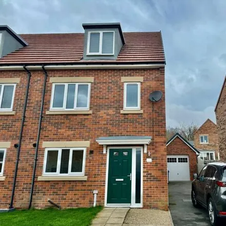 Image 1 - unnamed road, Newton Aycliffe, DL5 4DQ, United Kingdom - Townhouse for sale