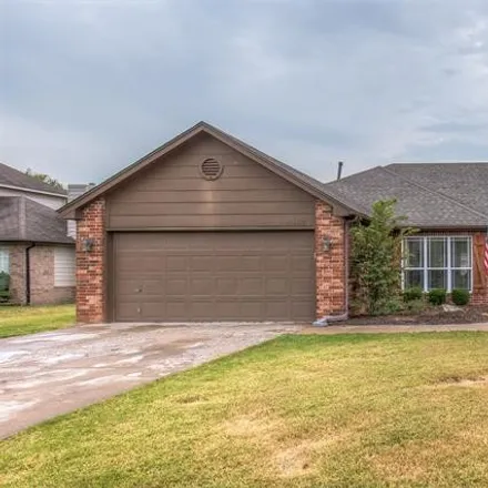 Buy this 3 bed house on 11268 South 277th East Avenue in Coweta, OK 74429