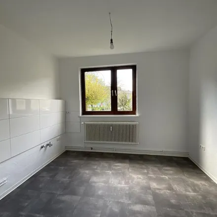 Rent this 2 bed apartment on Schönianstraße 36 in 27570 Bremerhaven, Germany