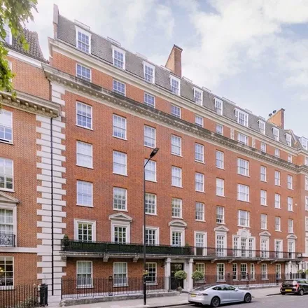 Rent this 3 bed apartment on 49-50 Grosvenor Square in London, W1K 2HT