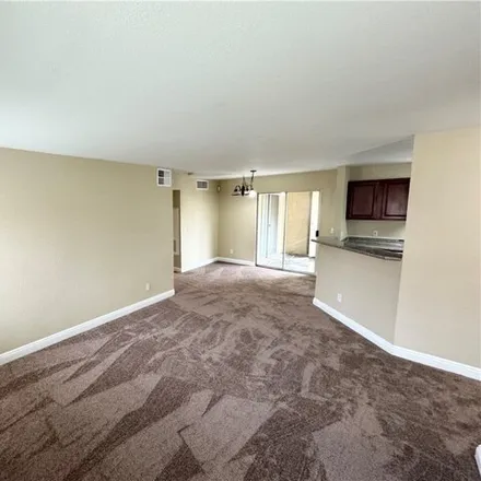 Image 3 - Peak Drive, Las Vegas, NV 89108, USA - Condo for rent