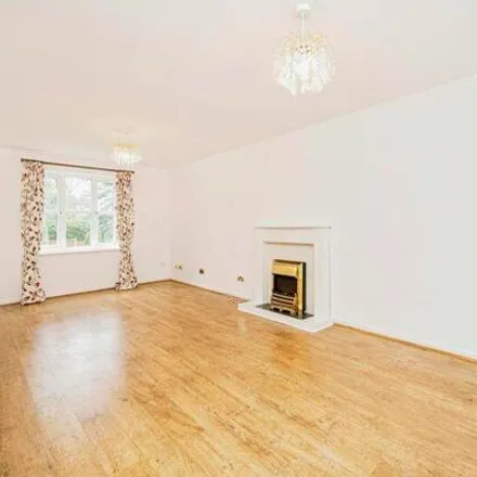 Image 3 - Highview, Green Hill Walk, Walsall, WS1 3HY, United Kingdom - Apartment for sale