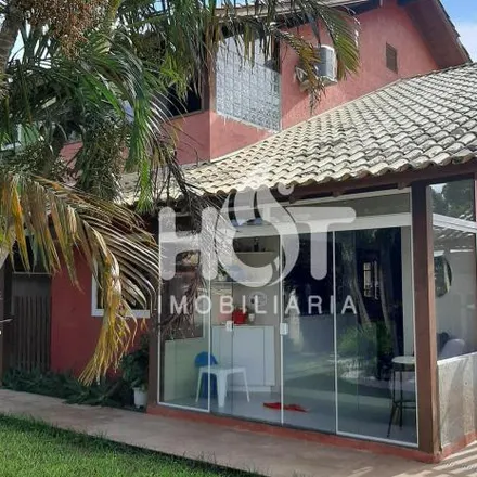 Buy this 5 bed house on Servidão Olindina Maria Lopes in Campeche, Florianópolis - SC