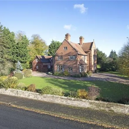 Buy this 6 bed house on Old Whitchurch Road in Tattenhall, CH3 9EA