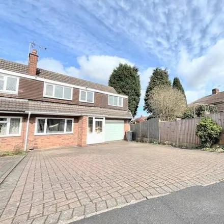 Buy this 4 bed duplex on Yewtree Road in Streetly, B74 3SJ
