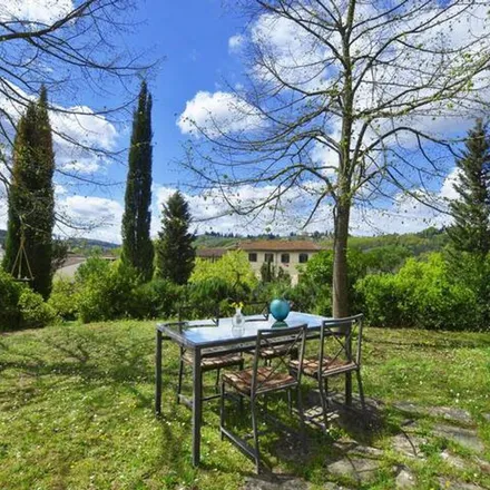 Rent this 4 bed apartment on Via Cassia 5 in 50100 Florence FI, Italy
