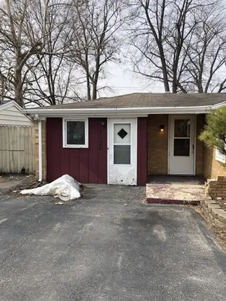 Buy this 3 bed house on 7844 Oak Park Avenue in Burbank, IL 60459