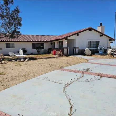 Image 2 - 31451 Sutter Road, Lucerne Valley, San Bernardino County, CA 92356, USA - House for sale