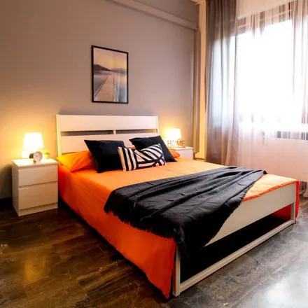 Rent this 8 bed room on Mika in Via Laura Bassi Veratti, 40137 Bologna BO