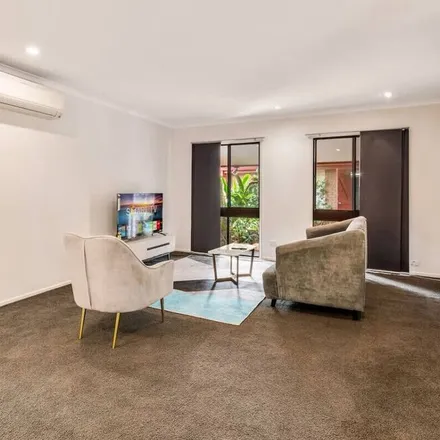 Image 1 - Sunnybank, Dixon Street, Sunnybank QLD 4109, Australia - House for rent