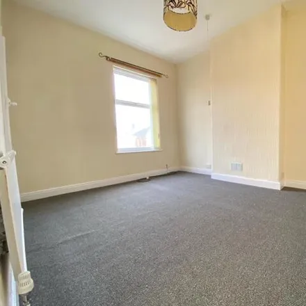 Image 7 - Campbell Road, Stoke, ST4 4DU, United Kingdom - Townhouse for rent