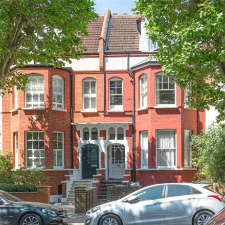 Buy this 5 bed townhouse on Park Avenue North in London, N8 7RS