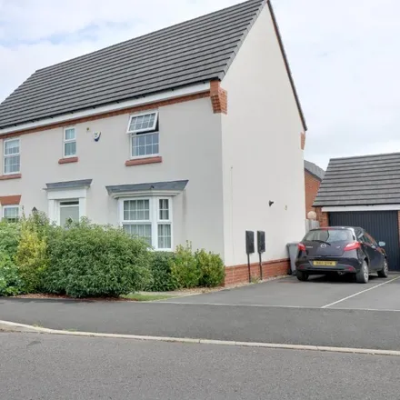 Rent this 4 bed house on Thorneycroft Way in Crewe, CW1 4FZ