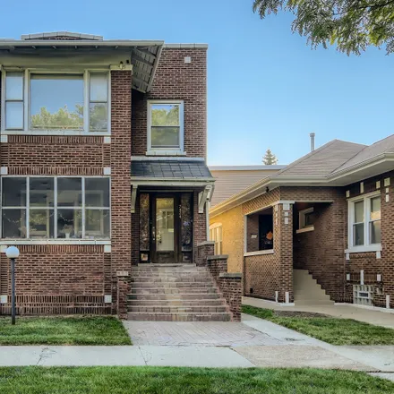 Buy this 6 bed duplex on 7410 South Calumet Avenue in Chicago, IL 60619