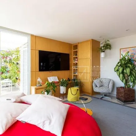 Buy this 1 bed apartment on Rua Guimarães Passos 18 in Jardim da Glória, São Paulo - SP