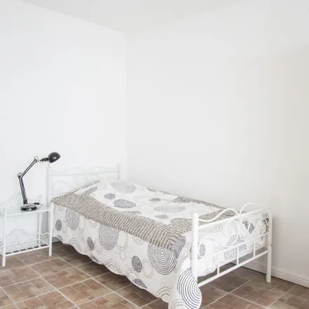 Rent this 4 bed room on Tollerstraße 24 in 13158 Berlin, Germany