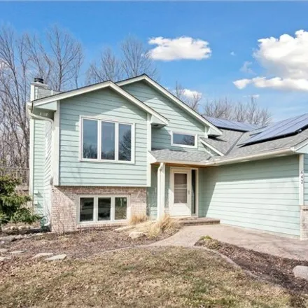 Buy this 4 bed house on 622 Koehnen Drive in Chaska, MN 55318