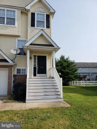 Image 3 - 255 East Sheldrake Circle, Dover, DE 19904, USA - Townhouse for rent