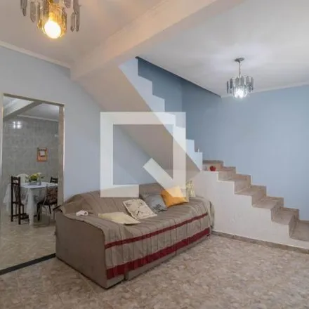 Rent this 4 bed house on Viela Ata in Vila Rio, Guarulhos - SP