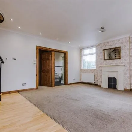 Image 3 - Townsend Road, Pendlebury, M27 6ED, United Kingdom - House for sale