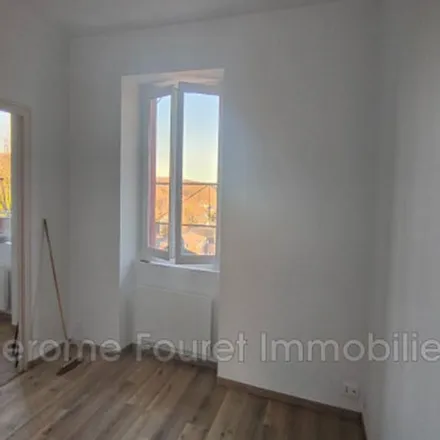 Image 4 - unnamed road, 19160 Neuvic, France - Apartment for rent