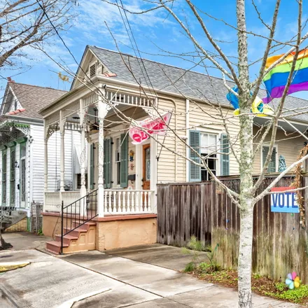 Rent this studio apartment on 707 Louisa Street in Bywater, New Orleans