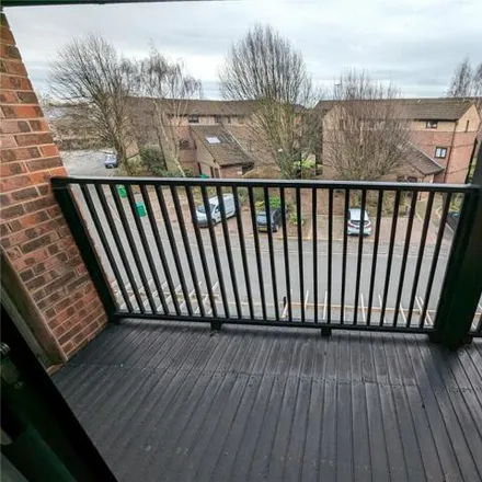 Image 8 - 55-60 Castle Gardens, Nottingham, NG7 1HH, United Kingdom - Apartment for sale